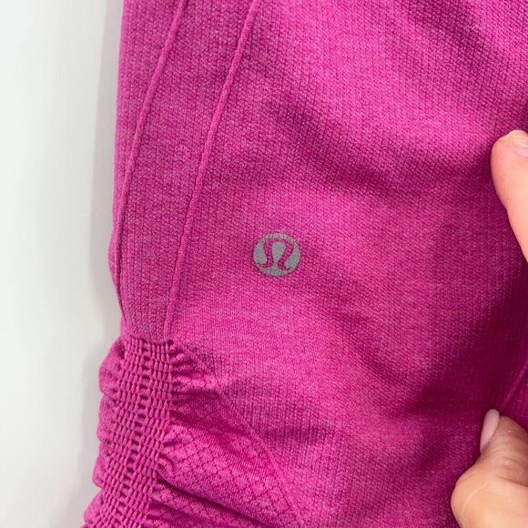 Lululemon Size 6 Ebb & Flow Crop Leggings Pink - Picture 10 of 11